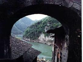 清溪古地道战遗址