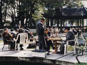 ������԰