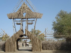 新疆罗布人村寨